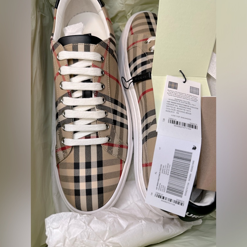 Burberry rangleton sneakers size M44(10)